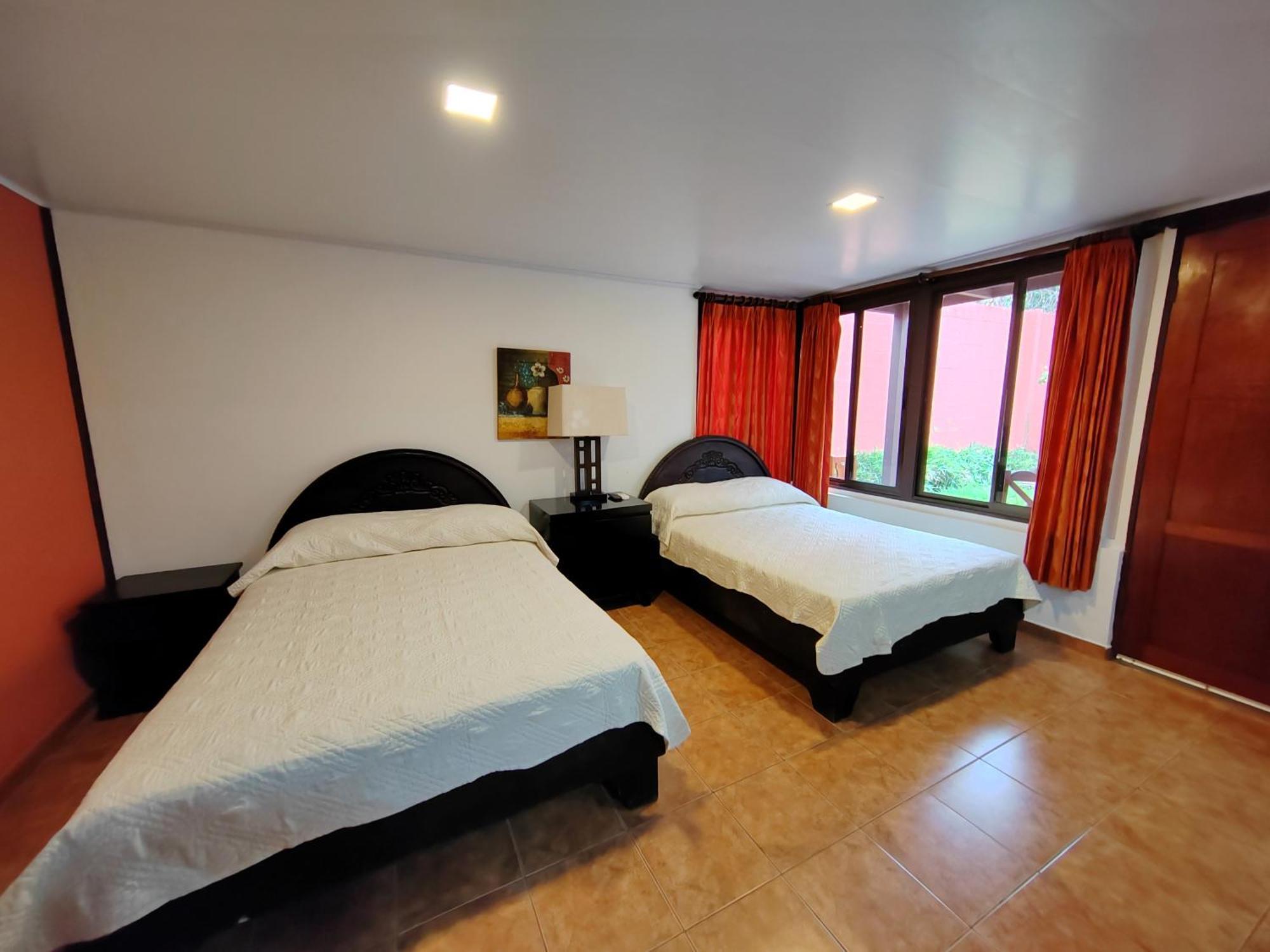Hotel Los Ranchos Jacó Exteriör bild