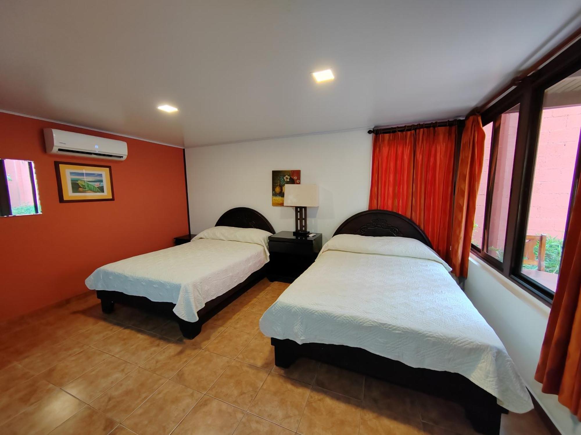 Hotel Los Ranchos Jacó Exteriör bild